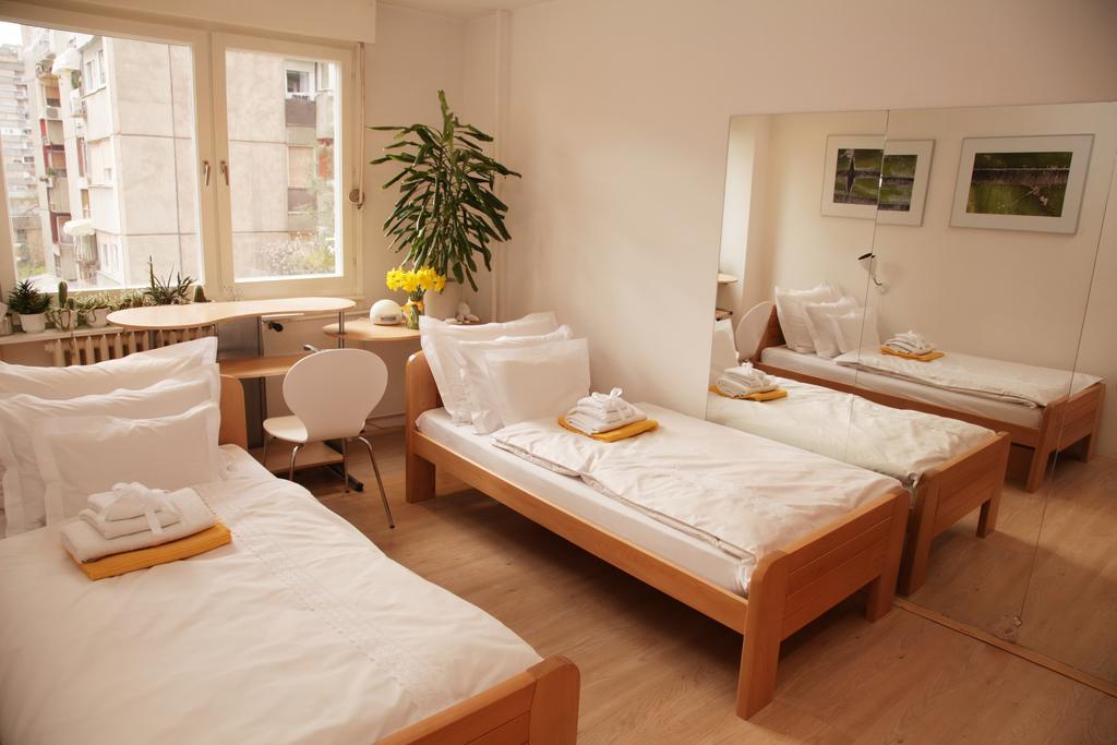 Apartment Spacious Liman Novi Sad Bagian luar foto